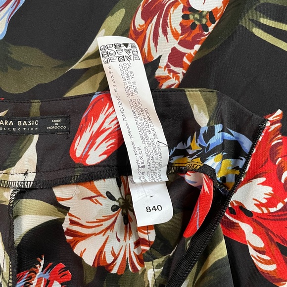 ZARA Floral Offset Slit Skirt. - Picture 8 of 12